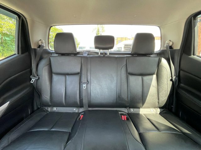 Nissan Navara 2.3 Dci Tekna Pickup Double Cab 4W Grey #7