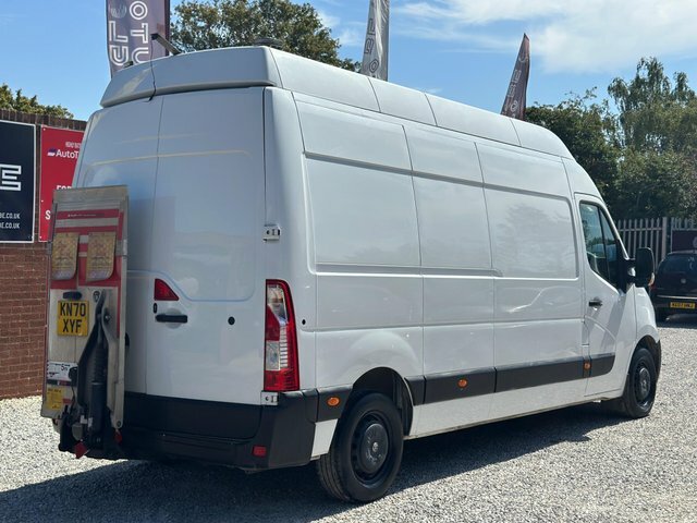 Vauxhall Movano Cdti 3500 Biturbo Edition White #3
