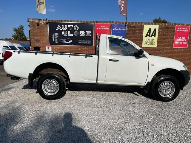 Mitsubishi L200 Di-d 4Work 4Wd Euro White #5