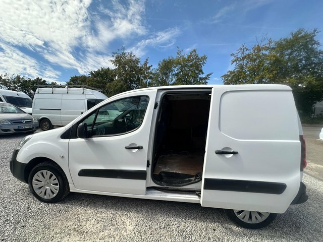 Citroen Berlingo 1.6 Bluehdi 625Kg Enterprise 75Ps - 55979 Miles Fu White #13