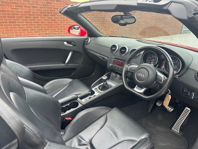 Audi TT Tfsi Roadster Euro 4 BF57OXE Red #5