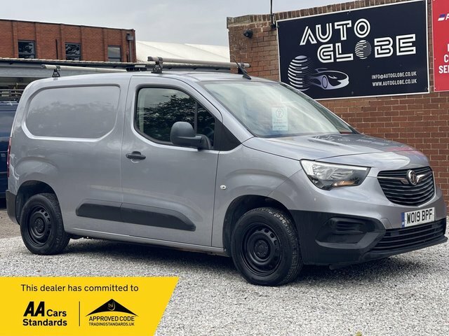 Vauxhall Combo Turbo D 2000 Edition WO19BPF Grey
