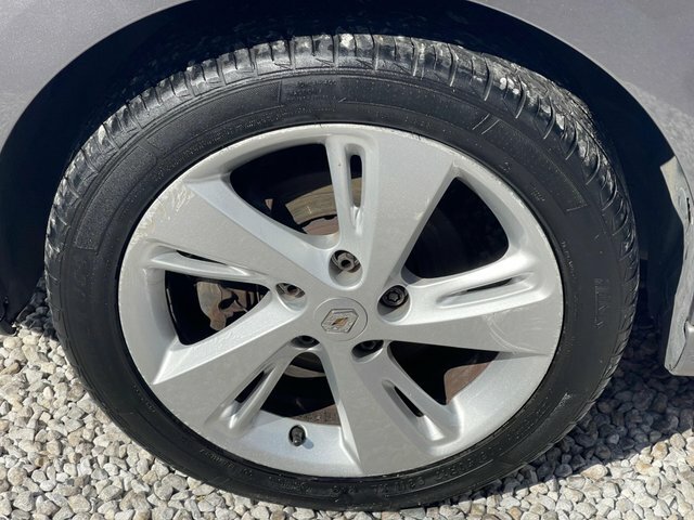 Renault Megane Expression Silver #56