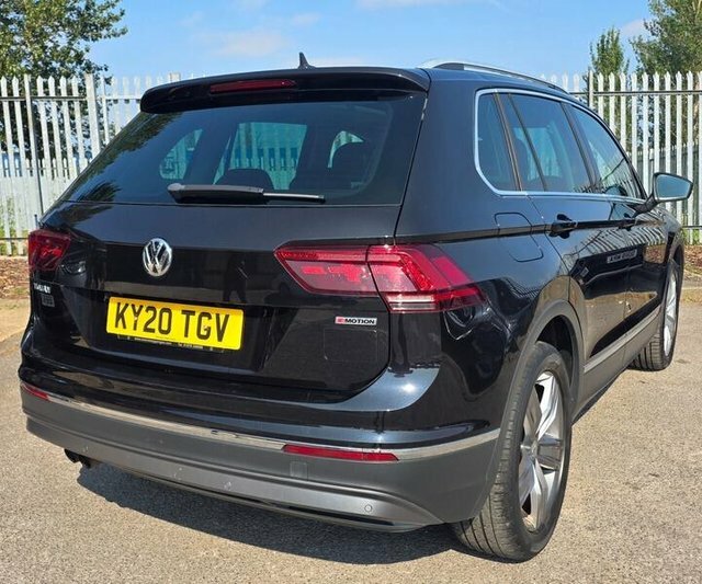 Volkswagen Tiguan 2.0 Tdi Sel Suv Dsg 4Motion Euro 6 Ss KY20TGV Black #6