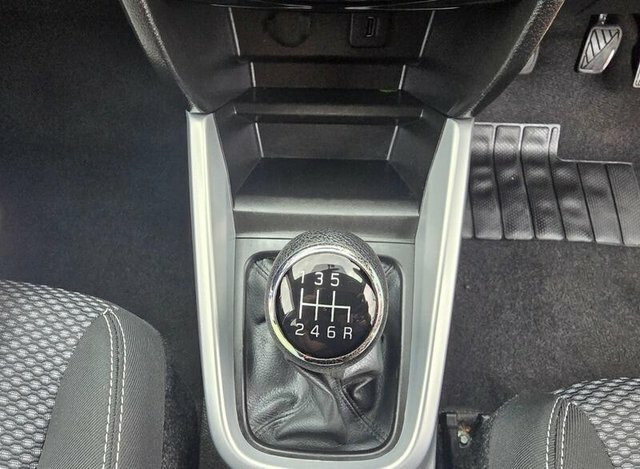 Suzuki Grand Vitara 1.6 Kuro Suv Black #21