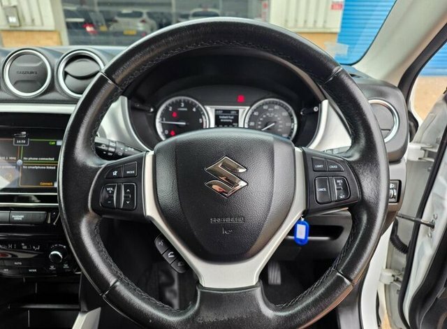 Suzuki Grand Vitara 1.6 Kuro Suv Black #10