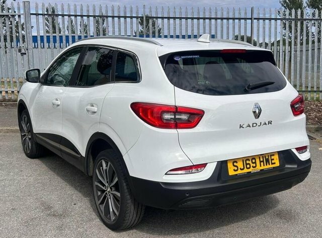 Renault Kadjar 1.5 Blue Dci Iconic Suv Euro 6 SJ69HWE White #6