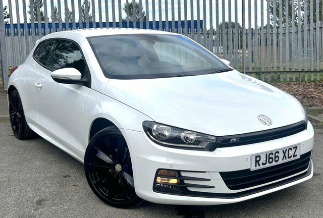 Volkswagen Scirocco 2.0 Tdi Bluemotion Tech R-line Hatchback Diese White