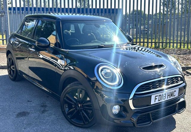 Mini Hatch 2.0 Cooper S Hatchback Euro 6 S FD18HMC Black