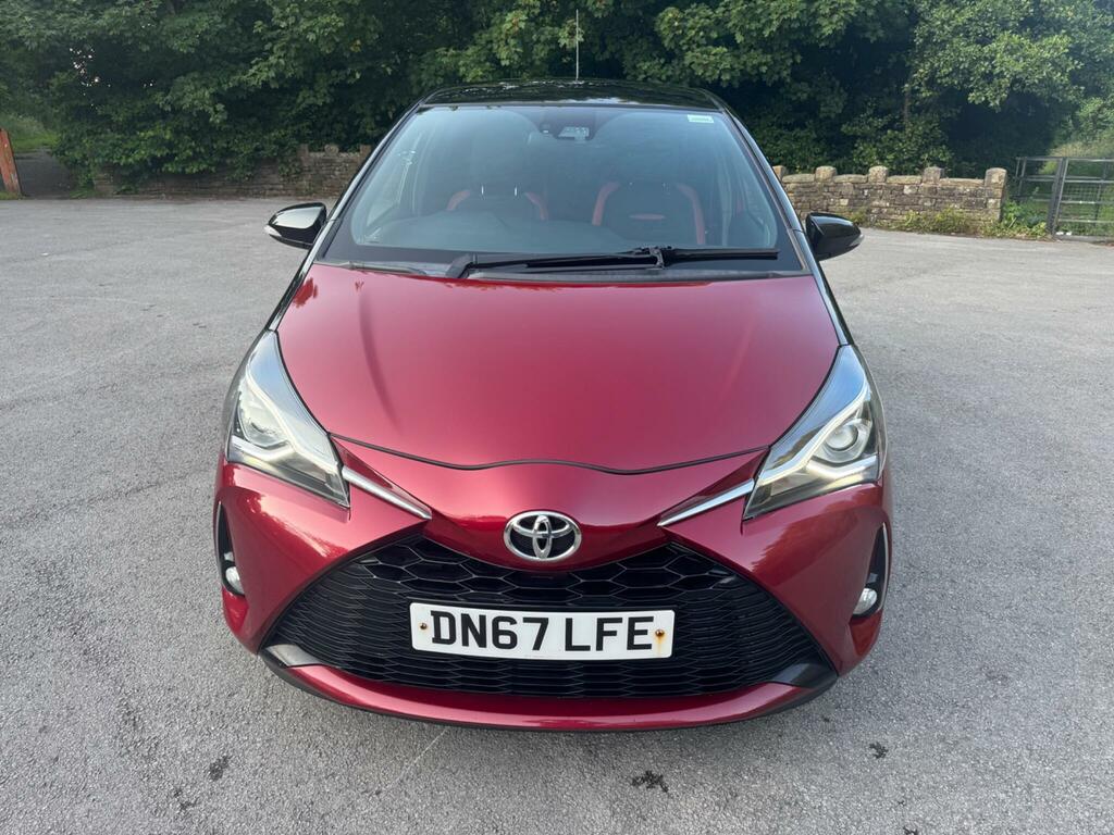 Toyota Yaris 1.5 Vvt-i Blue Bi-tone Euro 6 Red #4