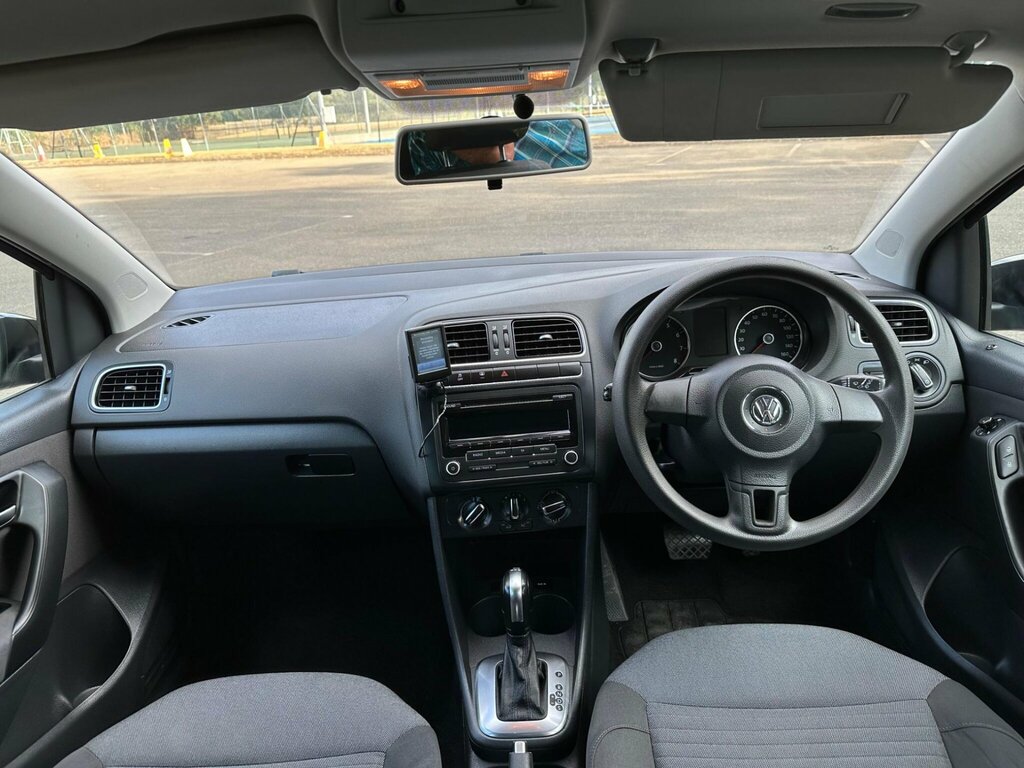 Volkswagen Polo 1.2 Match Red #21