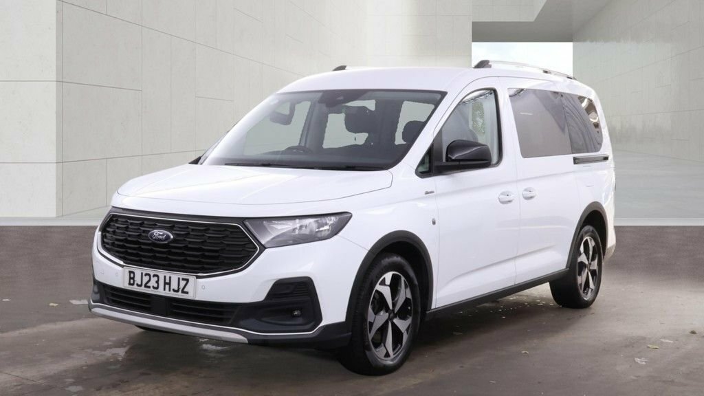 Ford Grand Tourneo Connect 2L Active White #2