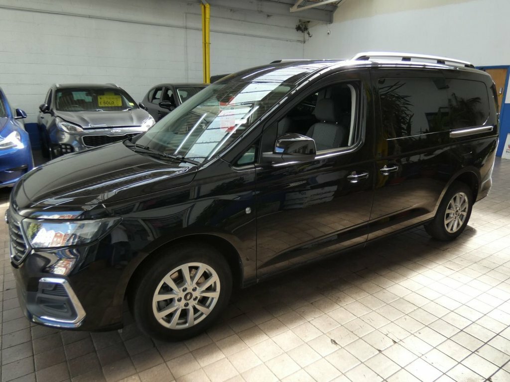Ford Grand Tourneo Connect 2L Titanium Grey #17