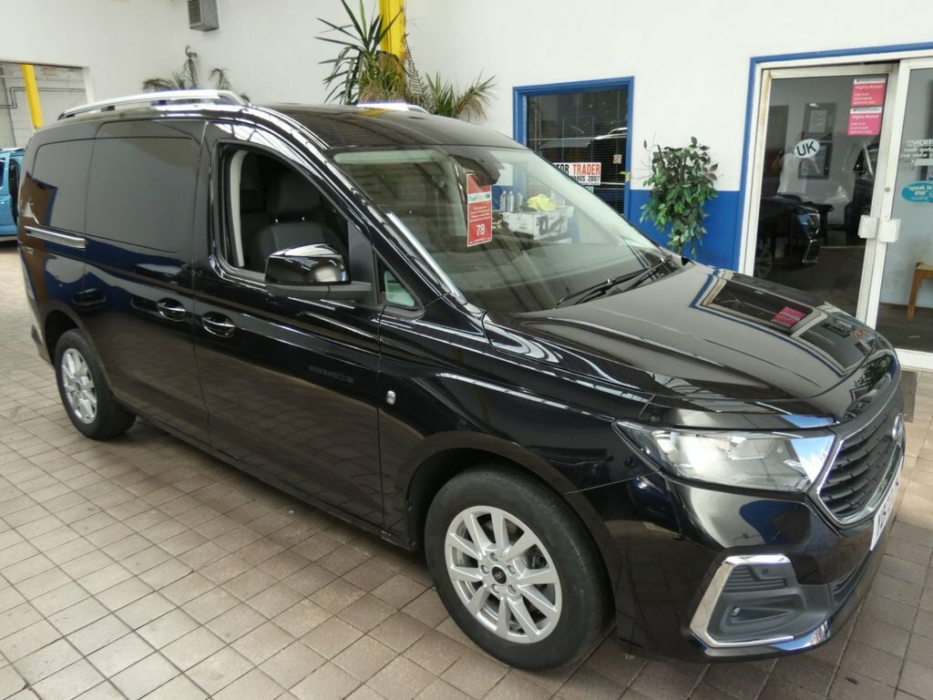 Ford Grand Tourneo Connect 2L Titanium Grey #14