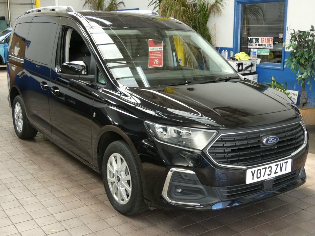 Ford Grand Tourneo Connect 1L St-line Black #5