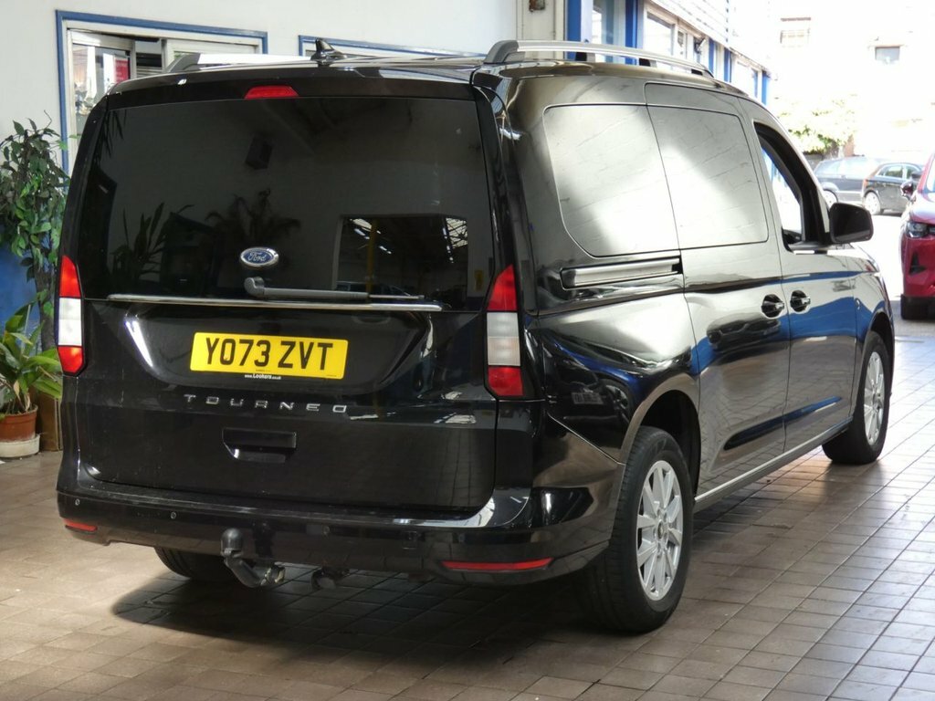Ford Grand Tourneo Connect 2L Titanium Grey #24