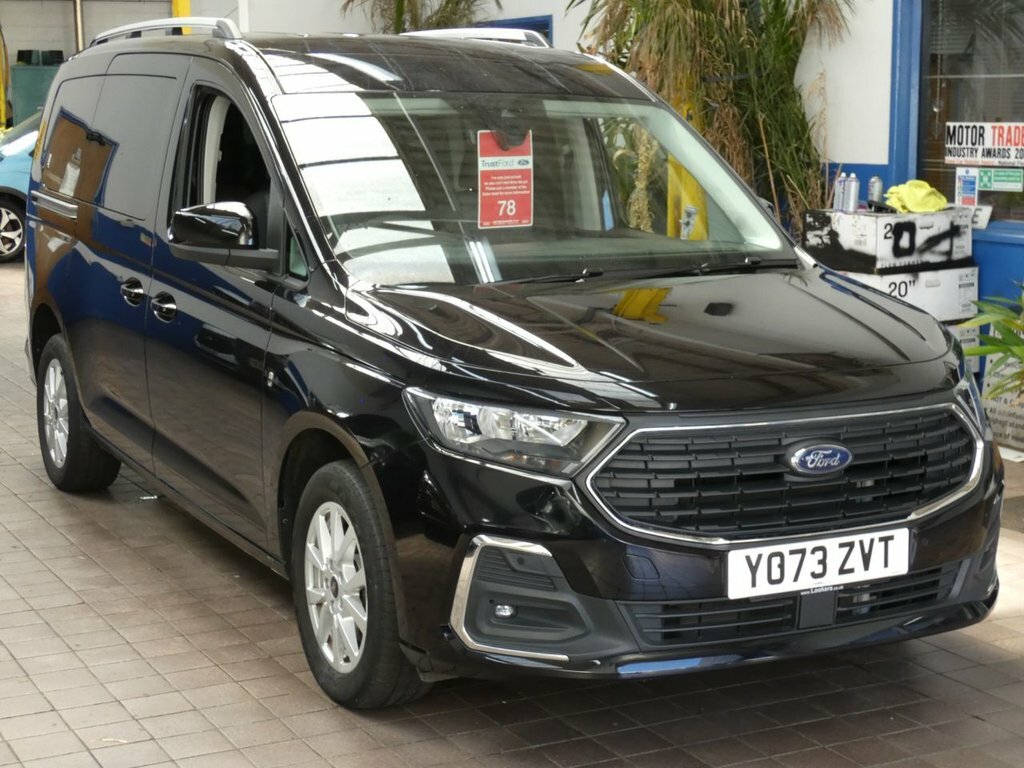 Ford Grand Tourneo Connect 2L Titanium Grey #11