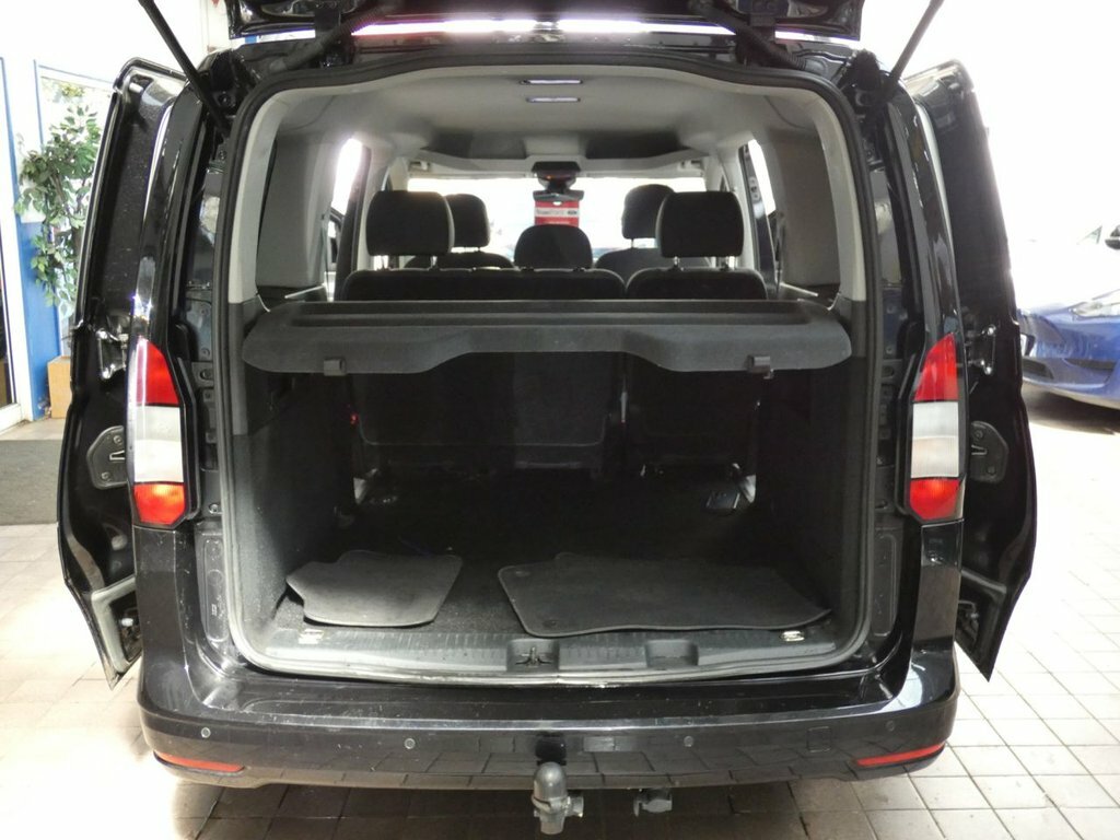Ford Grand Tourneo Connect 2L Titanium Grey #49