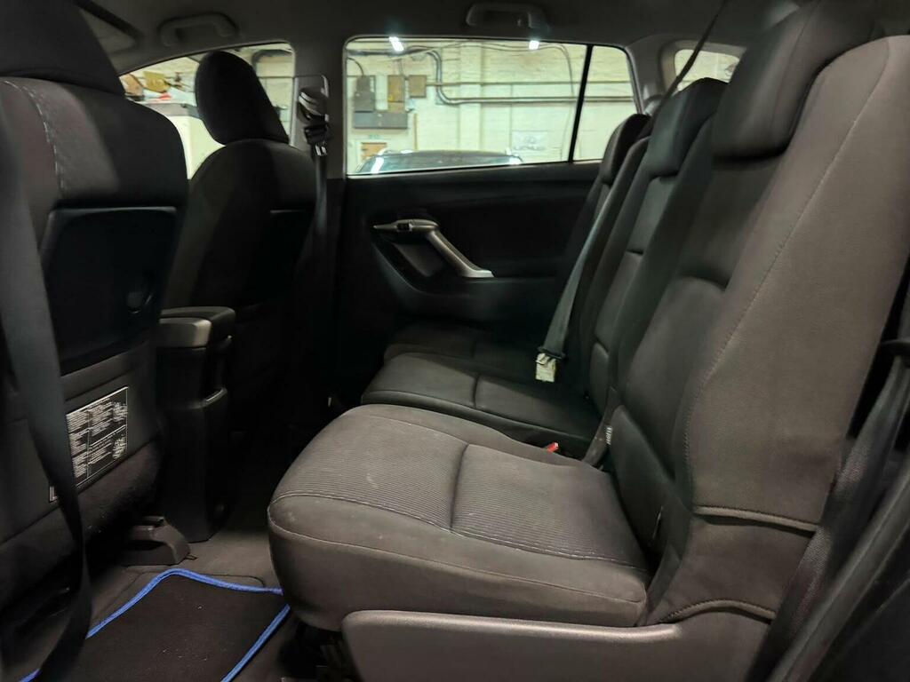 Toyota Verso 2.0 Tr D-4d 125 Bhp Grey #29