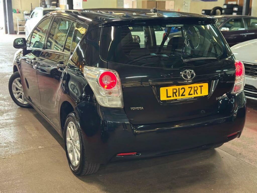 Toyota Verso 2.0 Tr D-4d 125 Bhp Grey #13