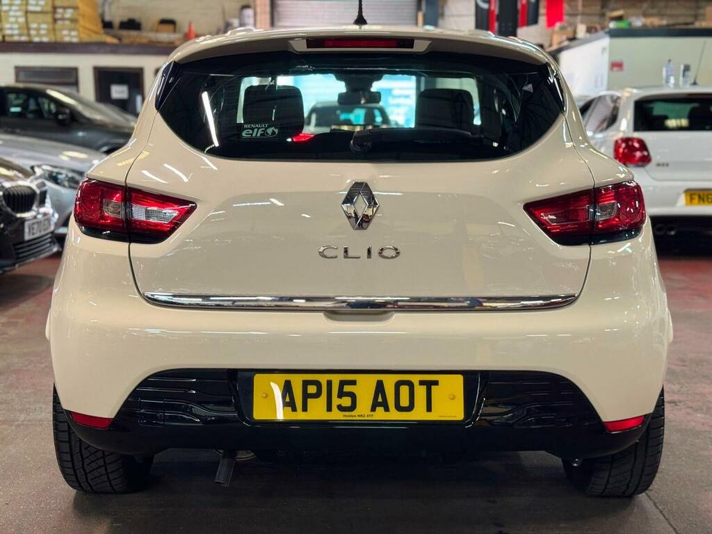Renault Clio 1.2 16V Dynamique Medianav Euro 5 White #4