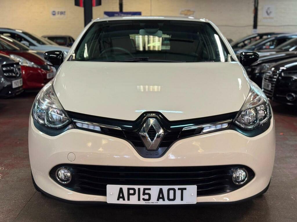 Renault Clio 1.2 16V Dynamique Medianav Euro 5 White