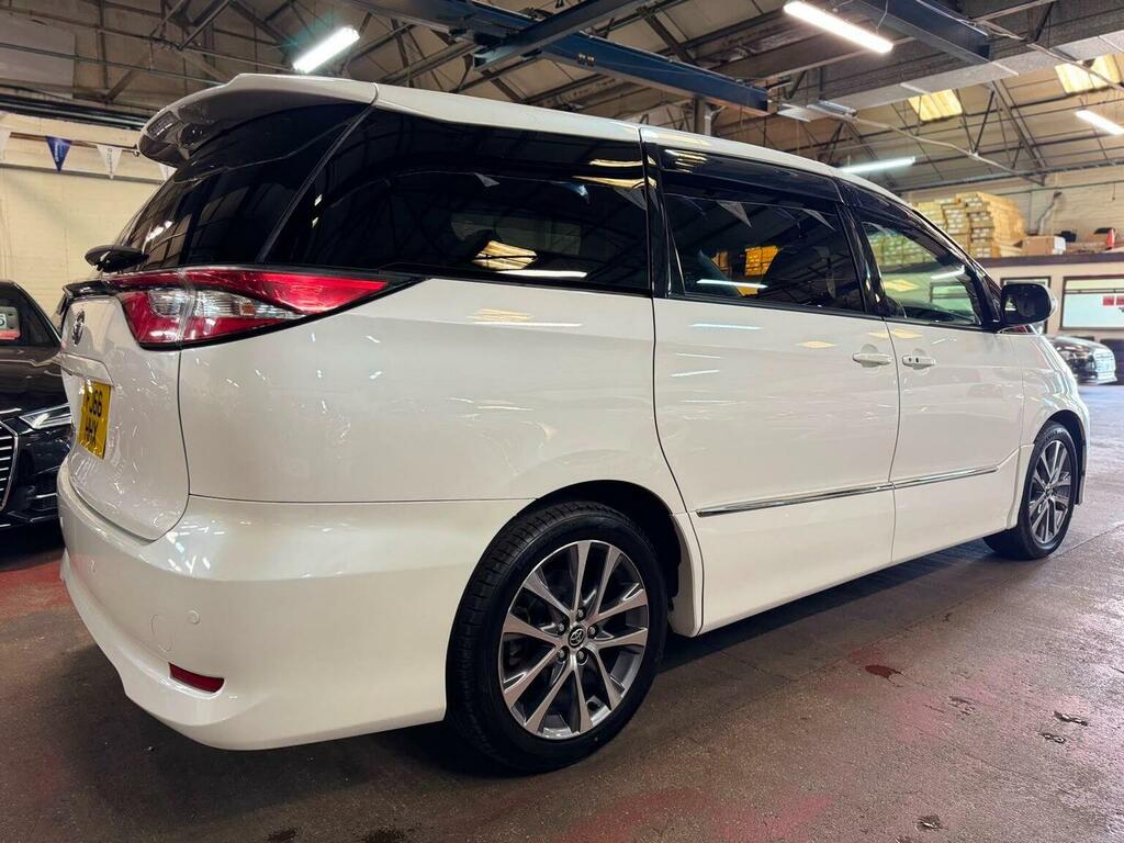 Toyota Estima Premium 2.4 Mpv 8 Seats White #4