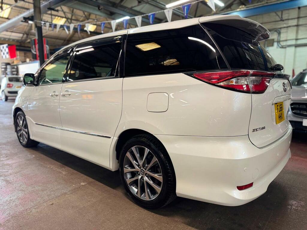 Toyota Estima Premium 2.4 Mpv 8 Seats White #6
