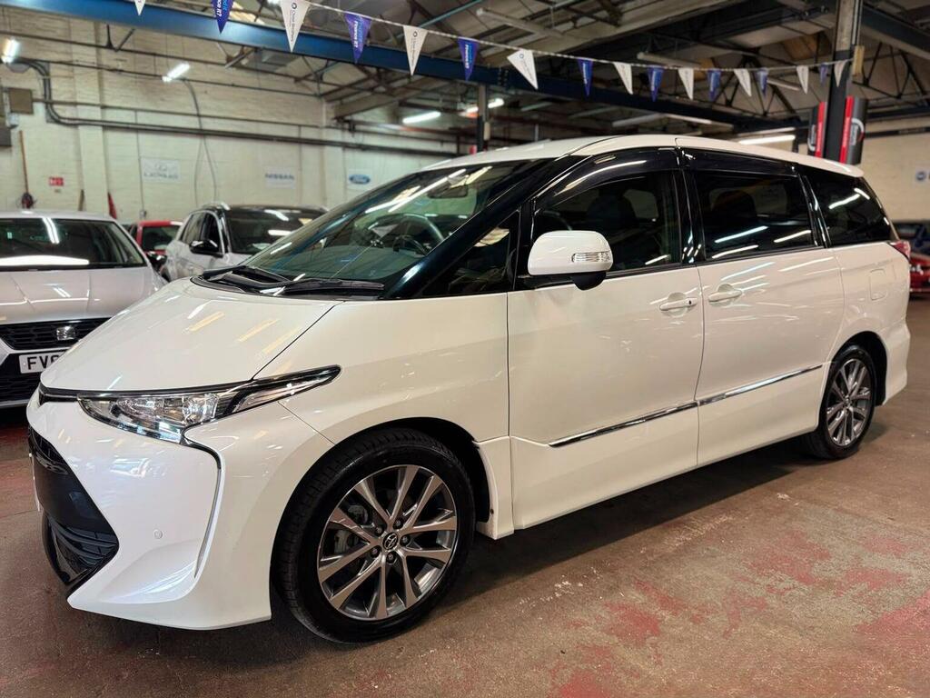 Toyota Estima Premium 2.4 Mpv 8 Seats White #3