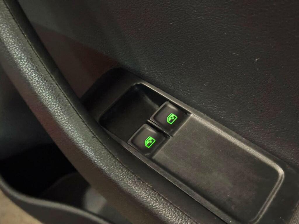 Skoda Fabia Hatchback 1.2 Tsi Se L Euro 6 Ss 201665 Green #44