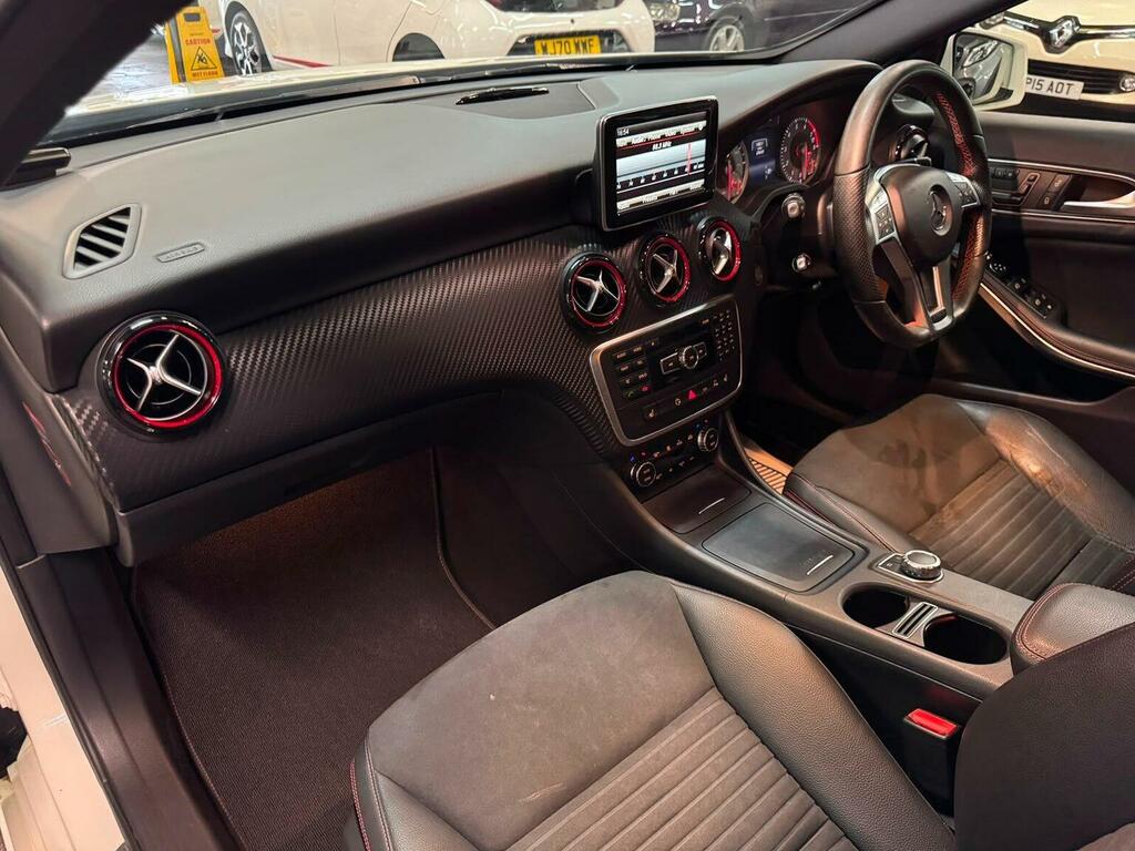 Mercedes-Benz A Class 1.8 A200 Cdi Blueefficiency Amg Sport 136 Bhp White #25