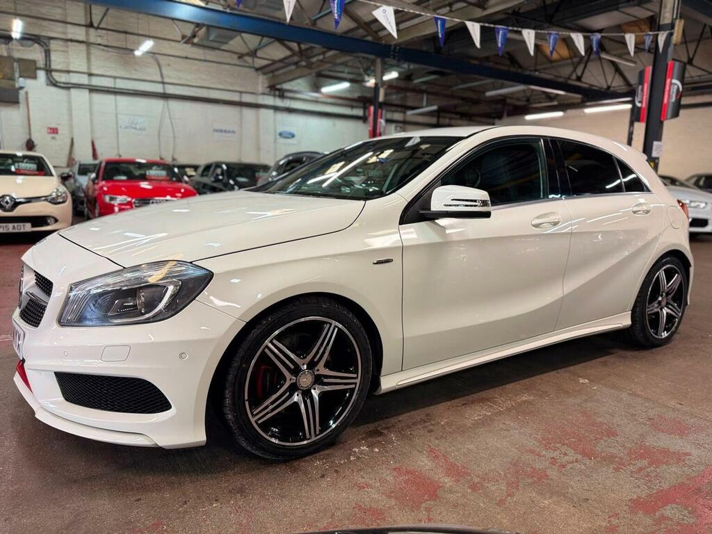 Mercedes-Benz A Class 2.0 A250 Amg Sport 7G-dct 4Matic Euro 6 Ss White #3
