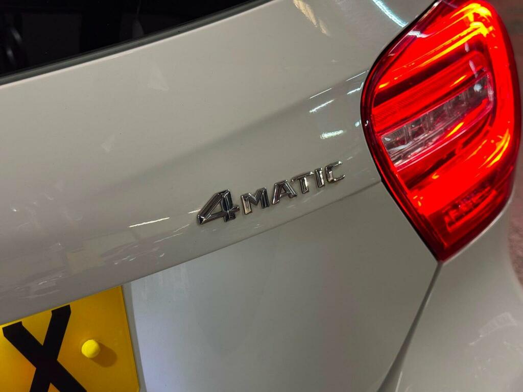 Mercedes-Benz A Class 1.8 A200 Cdi Blueefficiency Amg Sport 136 Bhp White #16