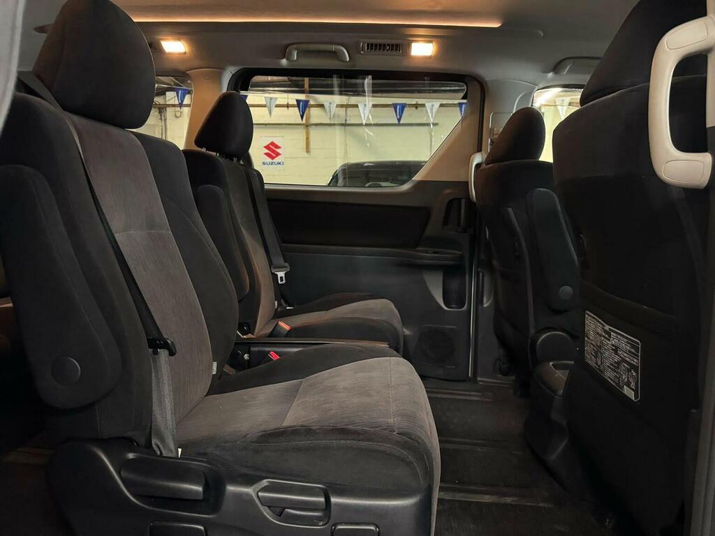 Toyota Alphard 240S 62000 Bimta Certified Hi Grade 2.4 White #25