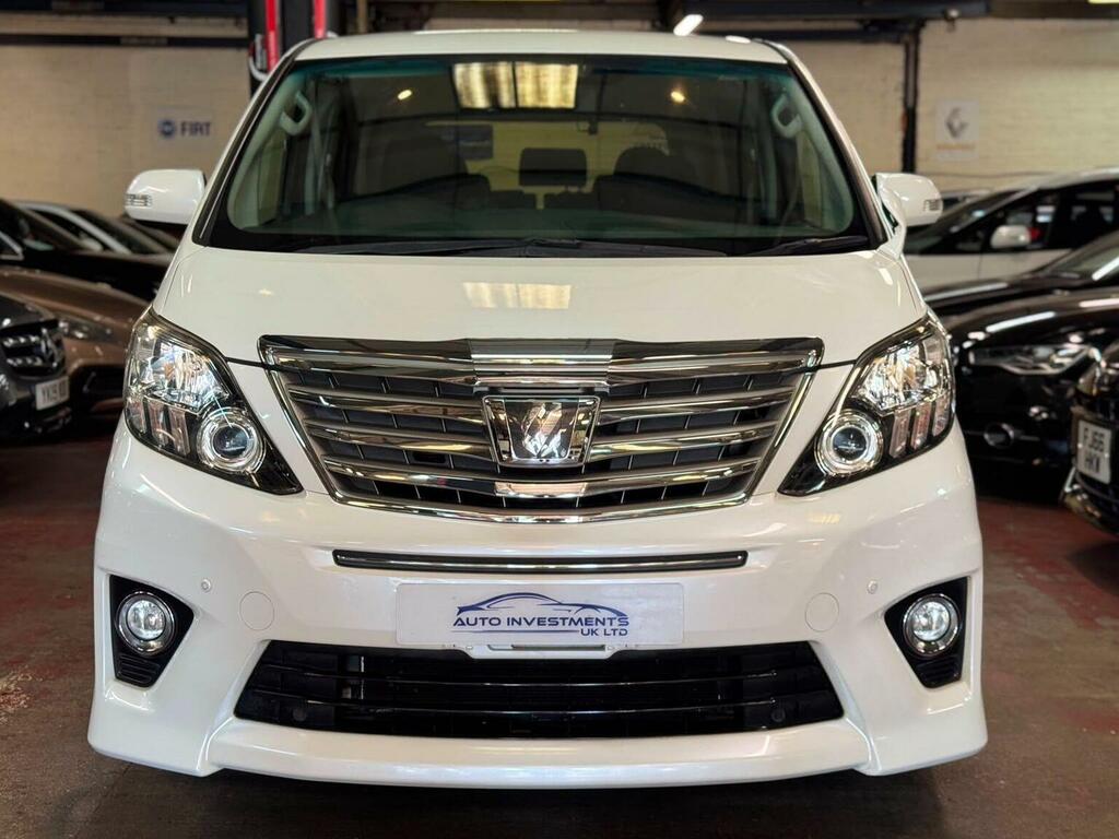 Toyota Alphard 240S 7 Seater Mpv White #2