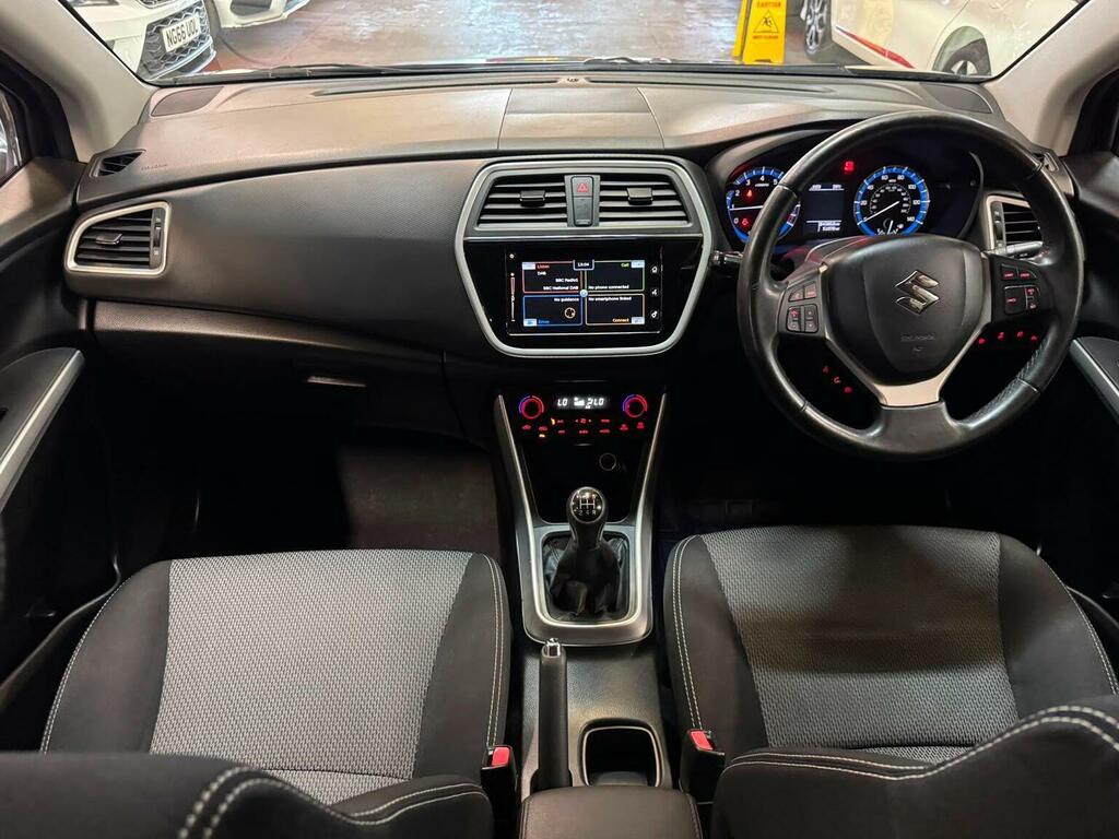 Suzuki SX4 S Cross 2016 Suzuki Sx4 S-cross 1.6 Sz3 Blue #32