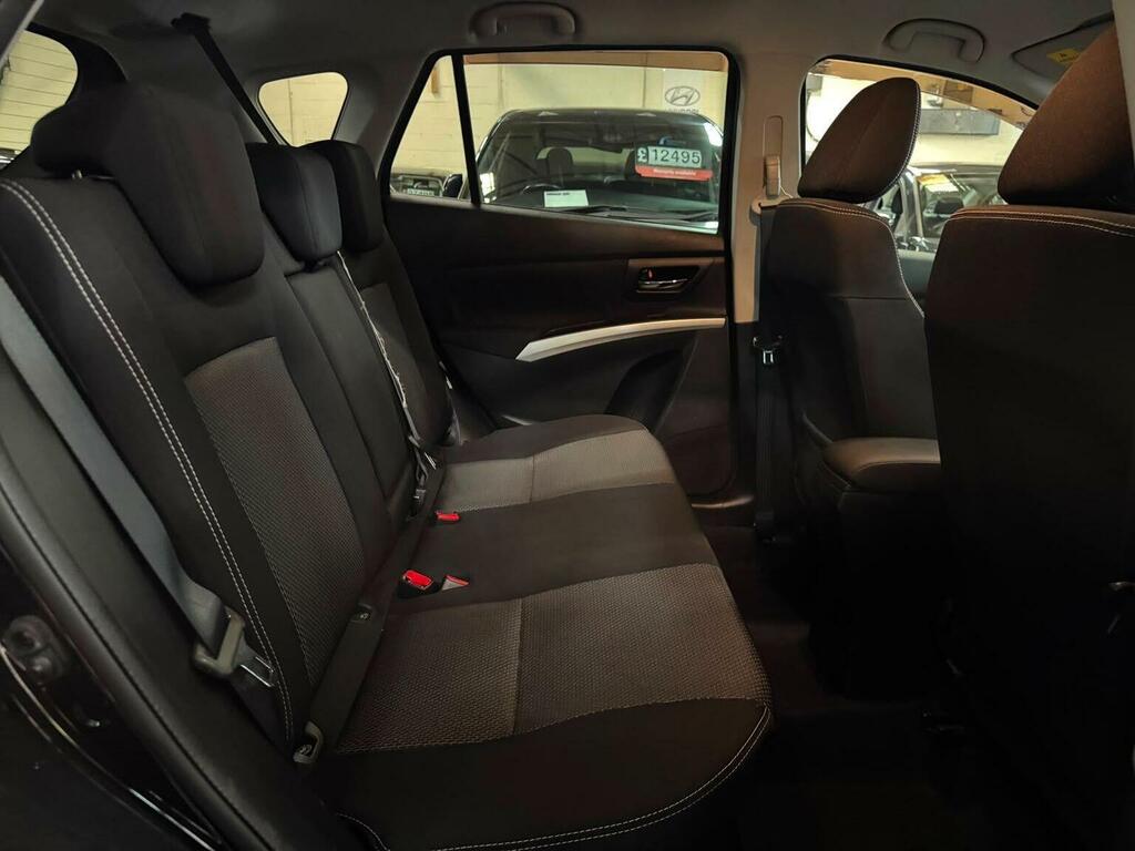 Suzuki SX4 S Cross 2016 Suzuki Sx4 S-cross 1.6 Sz3 Blue #25
