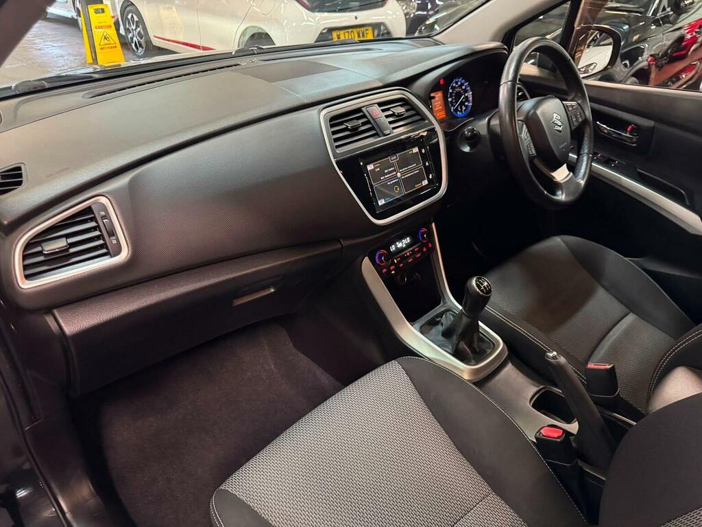 Suzuki SX4 S Cross 2016 Suzuki Sx4 S-cross 1.6 Sz3 Blue #24