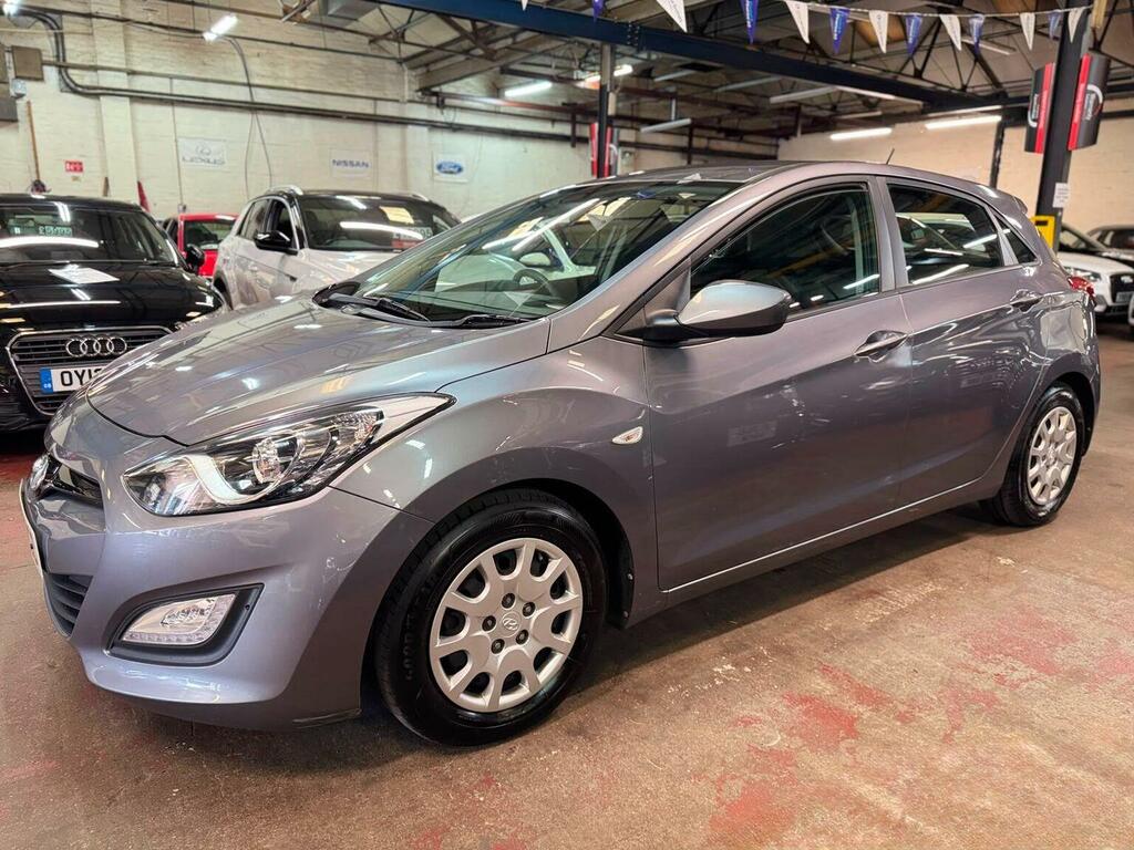 Hyundai I30 1.6 Crdi Blue Drive Classic Euro 5 Ss Grey #3