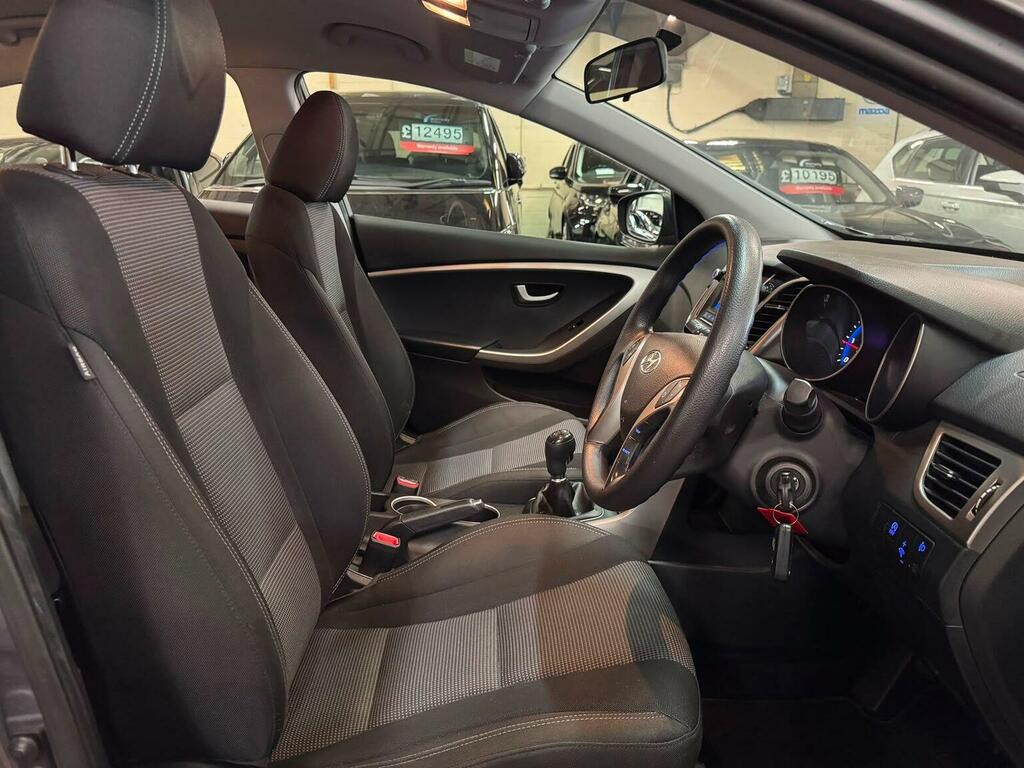 Hyundai I30 Estate 1.6 Crdi Blue Drive Active Tourer Euro 5 S White #16