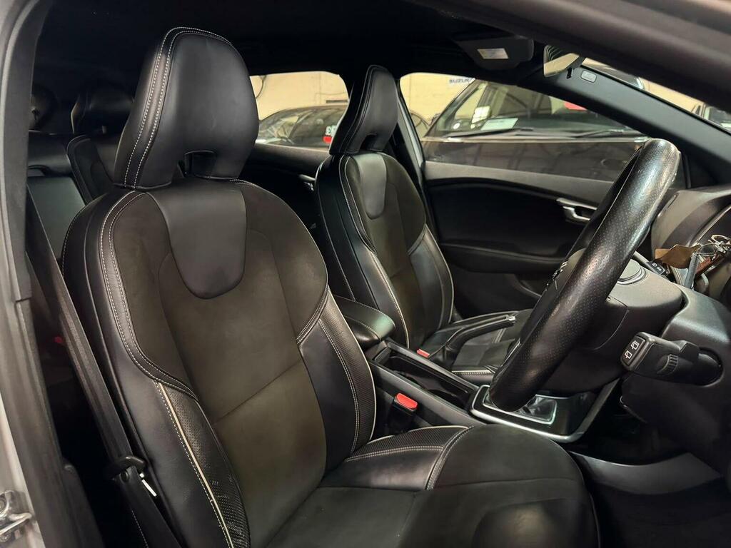 Volvo V40 Volvo V40 1.5 T3 Gpf R-design Pro Euro 6 Kx Grey #20