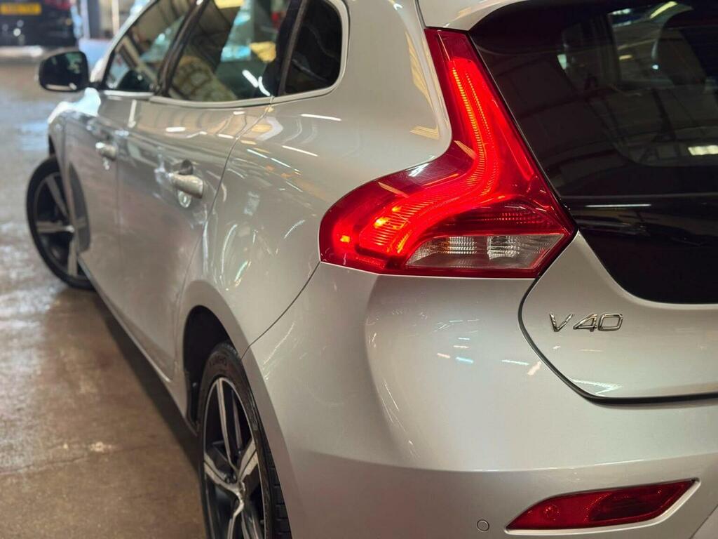 Volvo V40 Volvo V40 1.5 T3 Gpf R-design Pro Euro 6 Kx Grey #14