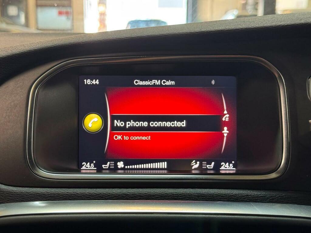 Volvo V40 Volvo V40 1.5 T3 Gpf R-design Pro Euro 6 Kx Grey #42