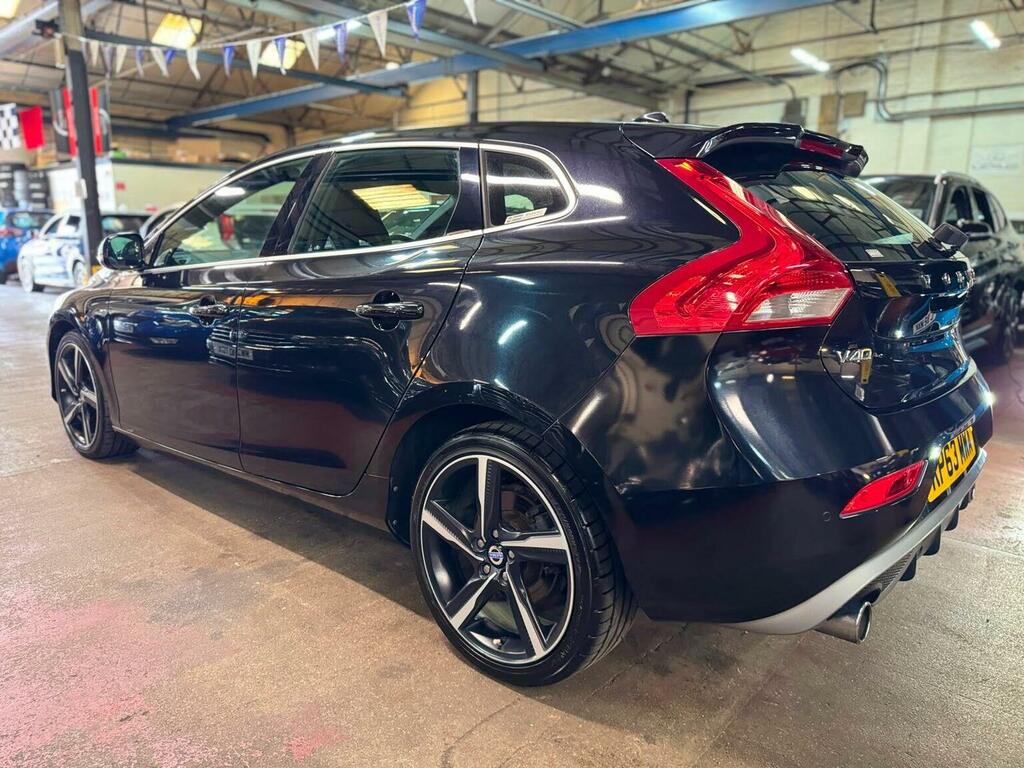 Volvo V40 2.0 T5 R-design Lux Nav Hatchback KP63MWA Black #3