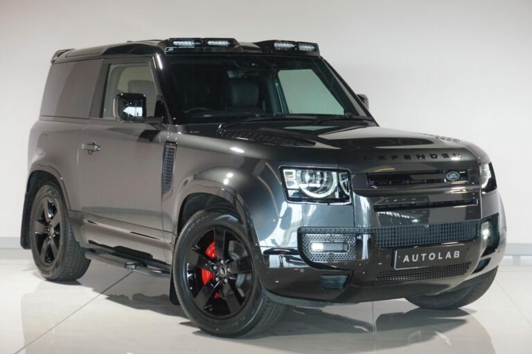 Land Rover Defender 90 3.0 D300 Mhev Grey