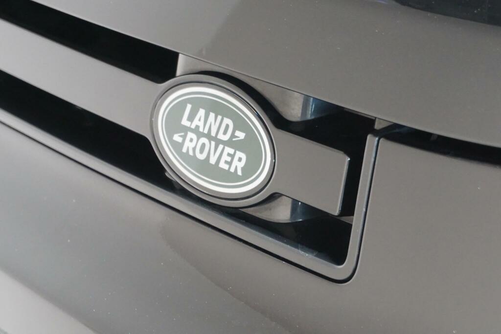 Land Rover Defender 90 2.2 Xs S Wagon Black #66
