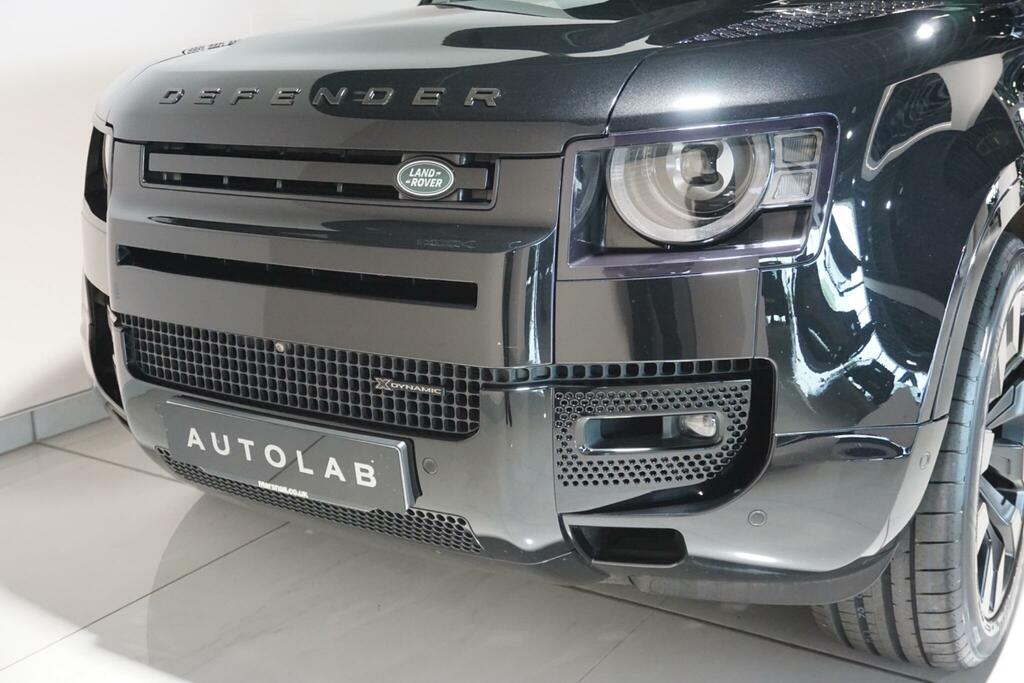 Land Rover Defender 110 3.0 D300 X-dynamic Hse 110 7 Seat Silver #52