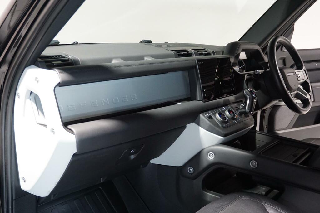 Land Rover Defender 110 3.0 D300 X-dynamic Hse 110 7 Seat Silver #43