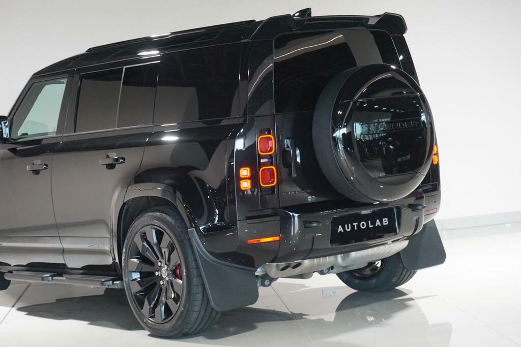 Land Rover Defender 110 3.0 D300 X-dynamic Hse 110 7 Seat Silver #30