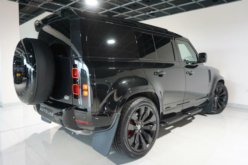 Land Rover Defender 110 3.0 D300 X-dynamic Hse 110 7 Seat Silver #17